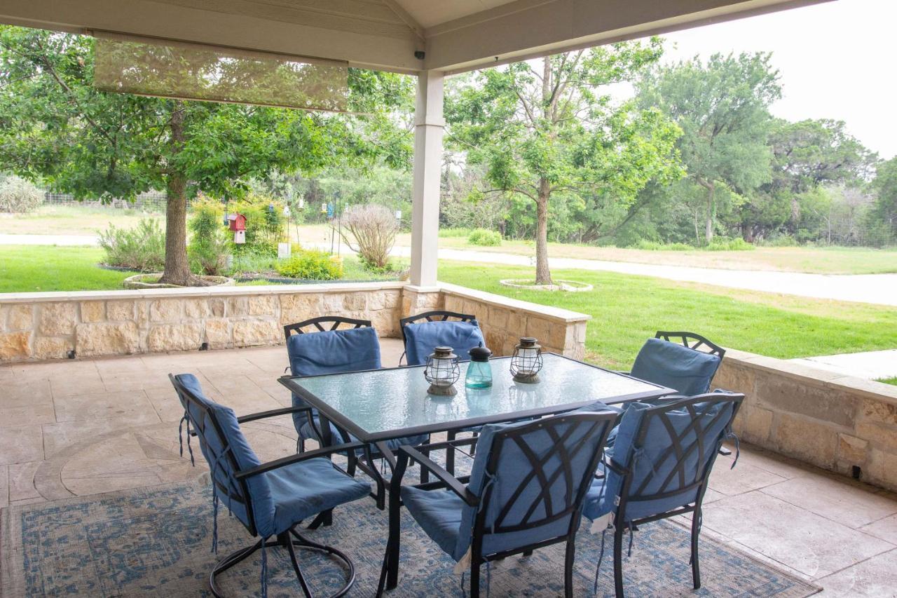 Hill Country Haute N Haus Relax And Renew Fischer Exterior photo